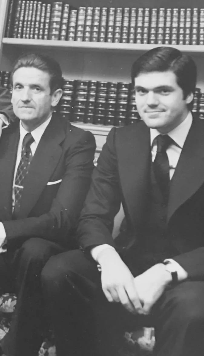 Juan Villalonga Navarro en su juventud, fotografía de archivo familiar