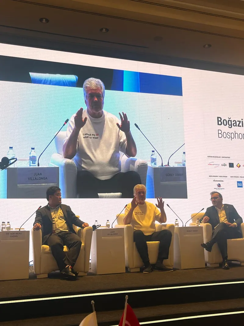 Juan Villalonga Navarro interviene en un panel del Bosphorus Summit